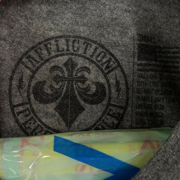 Affliction Performance Gray Skull Graphic 50/50 T-Shirt, Mens Small - Picture 4 of 5